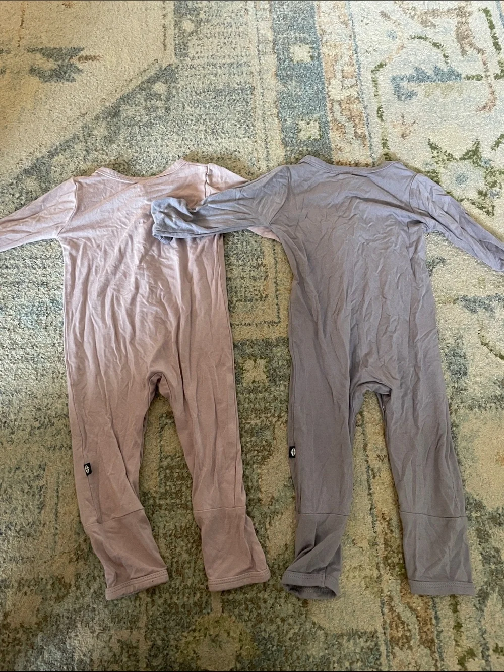 Kyte Baby Long-Sleeve One-Piece Romper in Mauve and Dusty Lavender